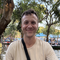 Oliver Naaris — Founder of SegmentFlow